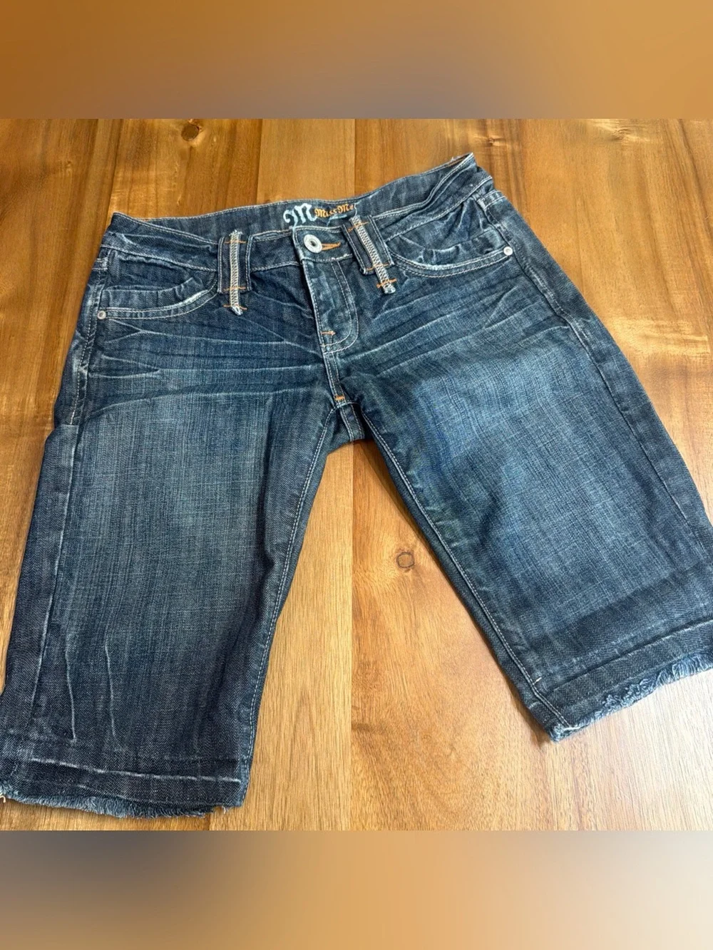 Miss Me Bermuda Shorts Women 28 Blue Denim 28 Raw Hem Distressed Y2K Jhorts
